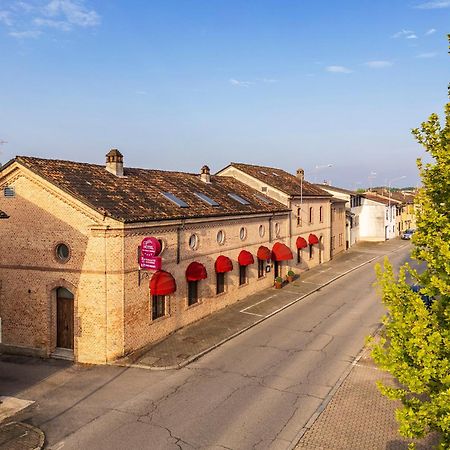 Hotel Vecchio Casello Castelleone Exterior photo